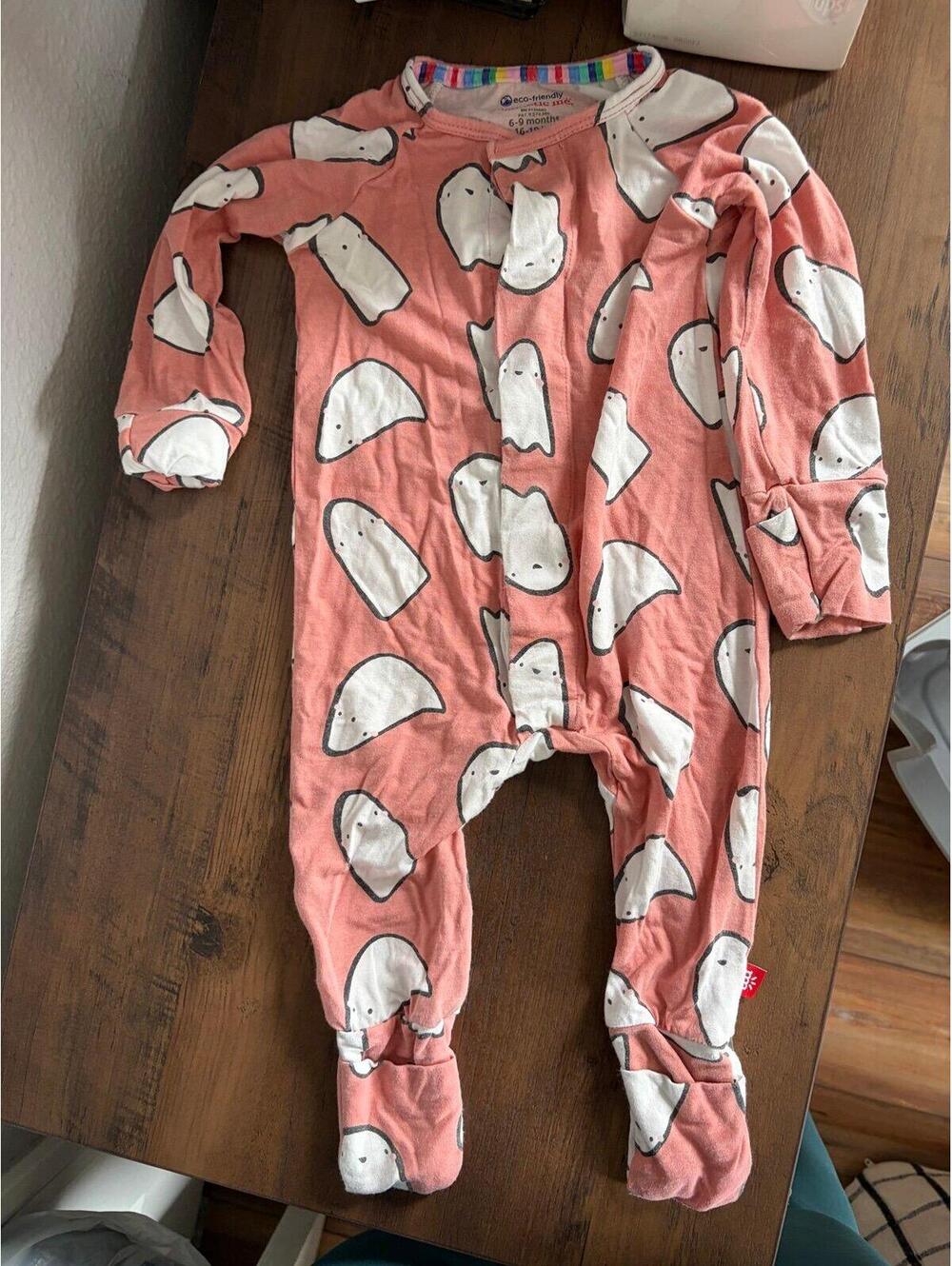 Magnetic Me Bamboo Pink Ghost Print size 6-9months. GUC for slight color fading